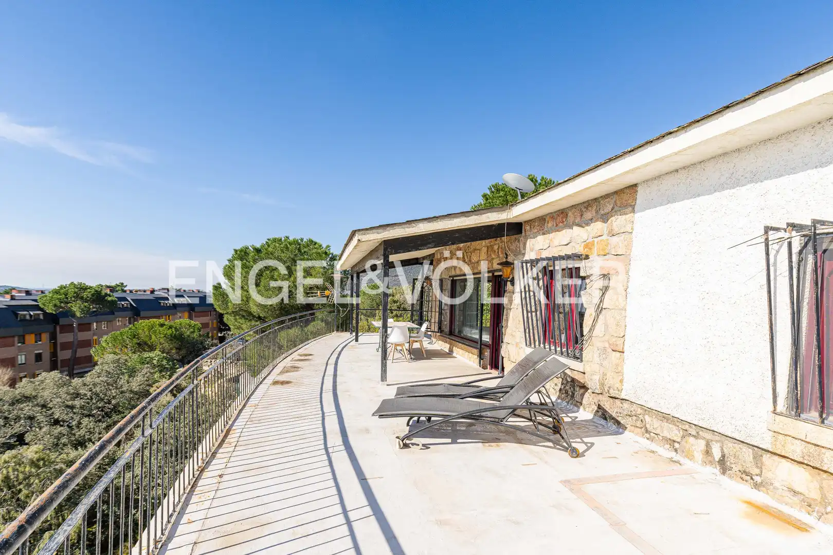 Terrace of Houses for sale in Hoyo de Manzanares  with Air Conditioner, Heating and Private garden