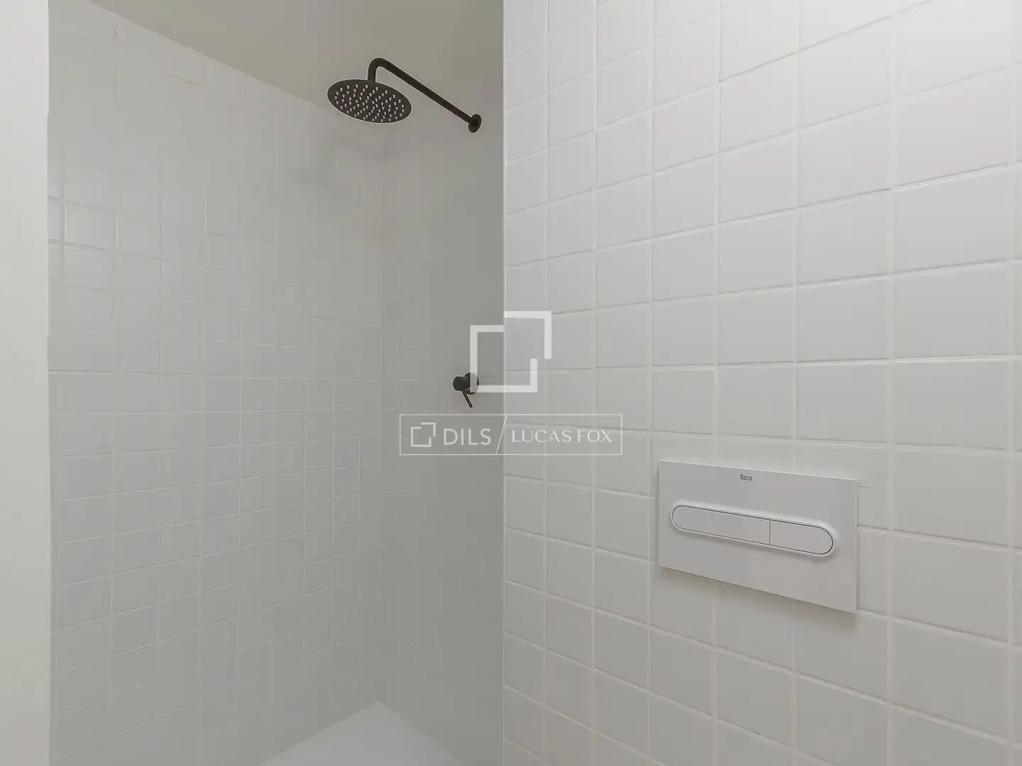 Baño de Piso en venta en Barcelona con Aire acondicionado, Calefacción y Terraza
