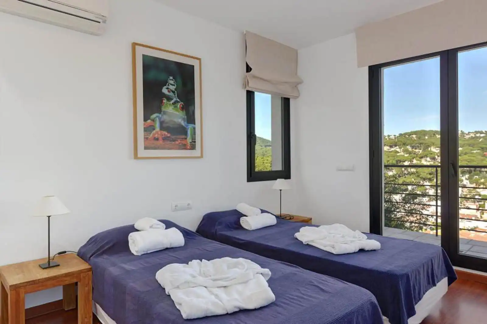 Detached house with pool for sale in Josep Clarà, imagen 16