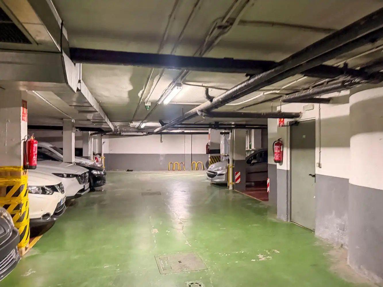 Parking de Piso en venta en Madrid con Aire acondicionado, Calefacción y Parquet