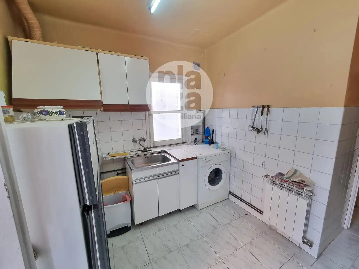 Küche von Wohnung zum Verkauf in Burgos mit Heizung, Terrasse und Abstellraum