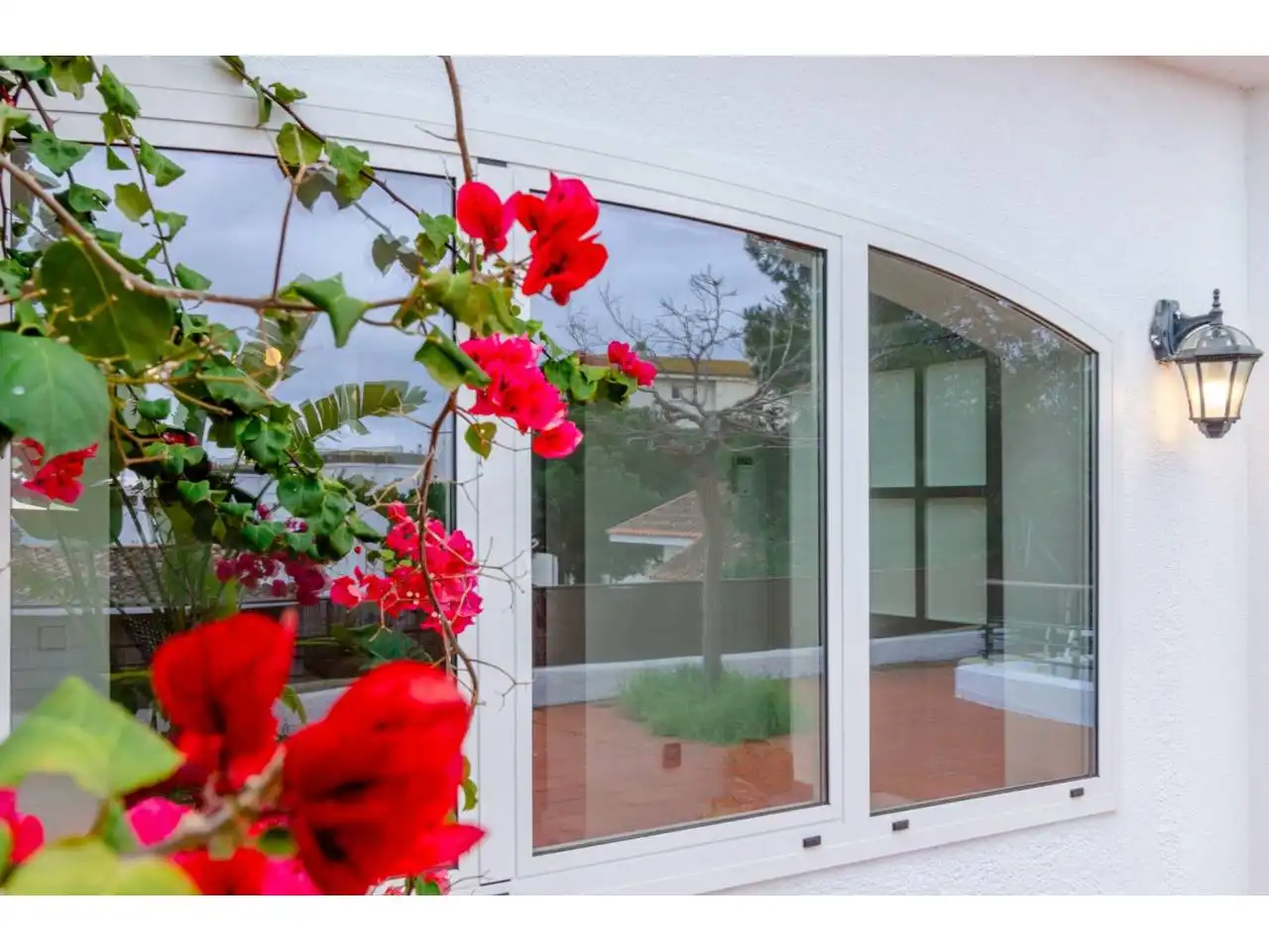 Terrasse von Haus oder Chalet zum Verkauf in Lloret de Mar mit Klimaanlage, Heizung und Privatgarten