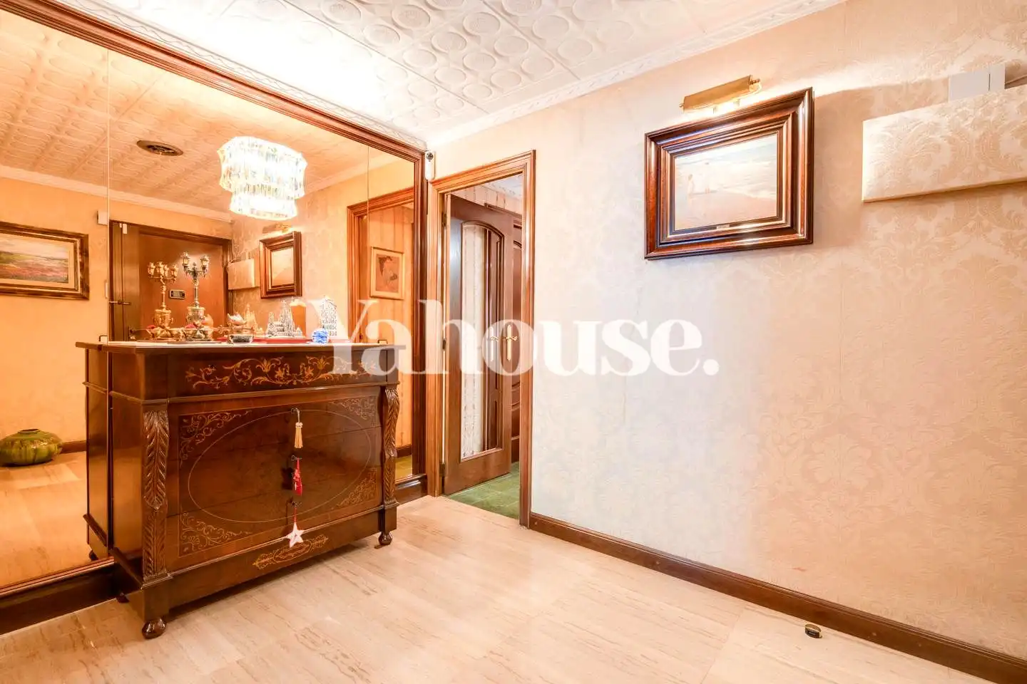 Bedroom of Flat for sale in Barcelona