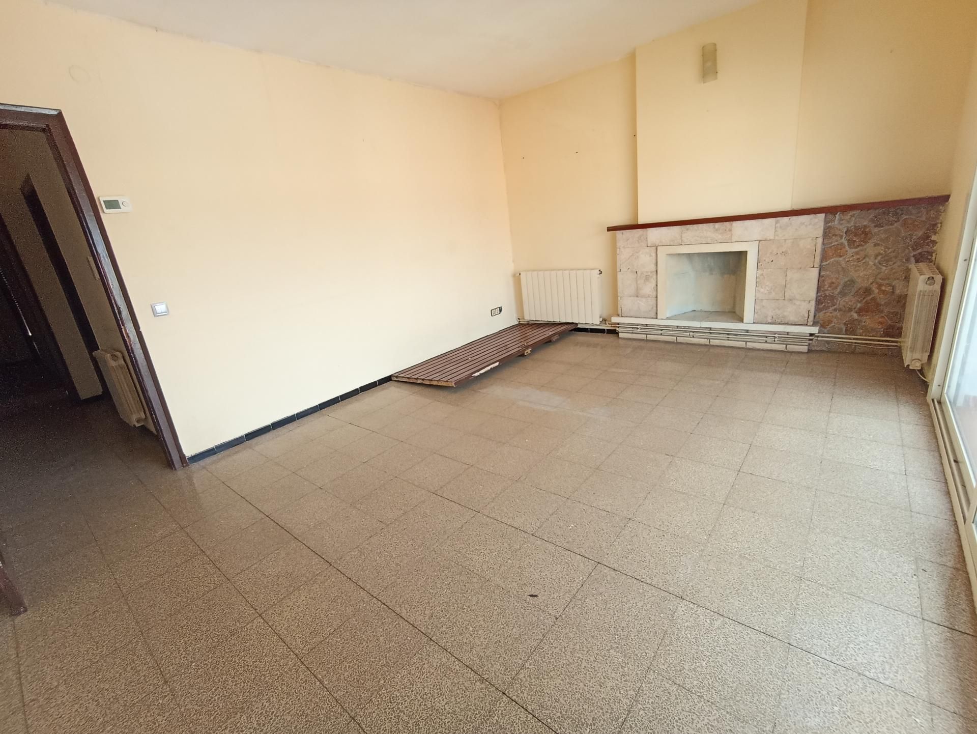 Apartment for sale in Sant Feliu de Guíxols  with Heating