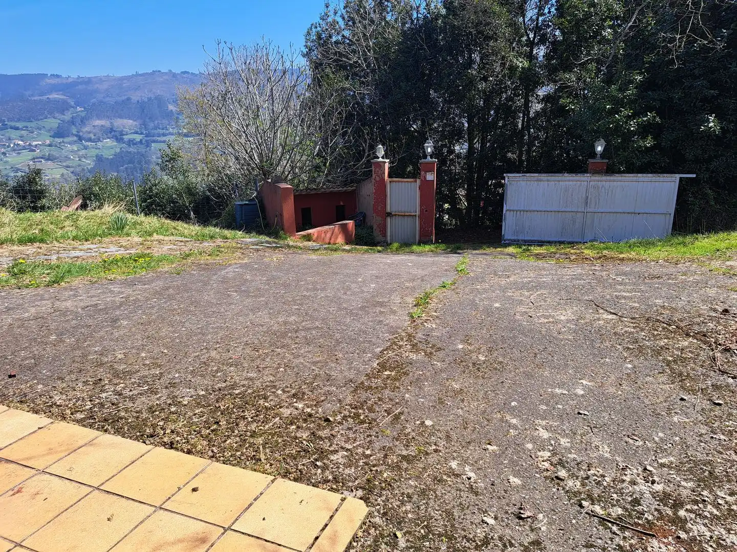 Parking de Casa o chalet en venta en Gijón  con Calefacción, Terraza y Trastero