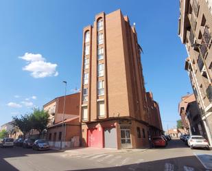 Vista exterior de Pis en venda en Medina del Campo amb Aire condicionat