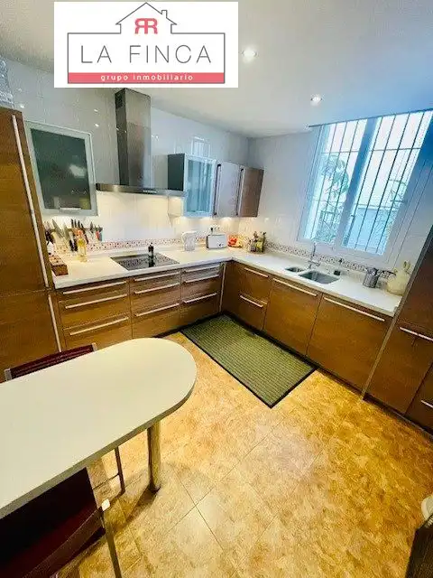 Kitchen of Detached homes for sale in Benalmádena  with Air Conditioner, Terrace and Storage room