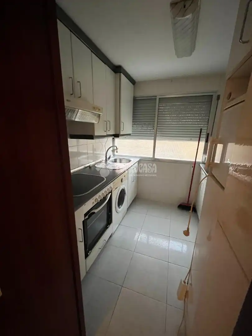 Cuina de Pis en venda en Zaragoza amb Calefacció i Alarma