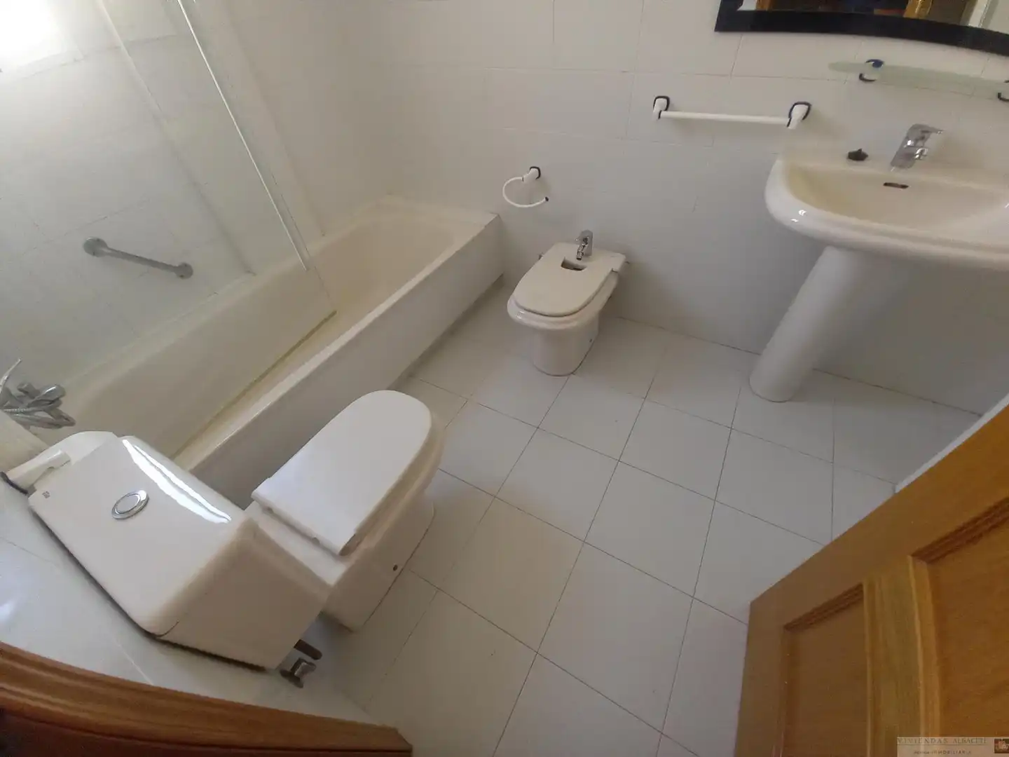 Baño de Ático en venta en Albacete con Aire acondicionado, Calefacción y Terraza