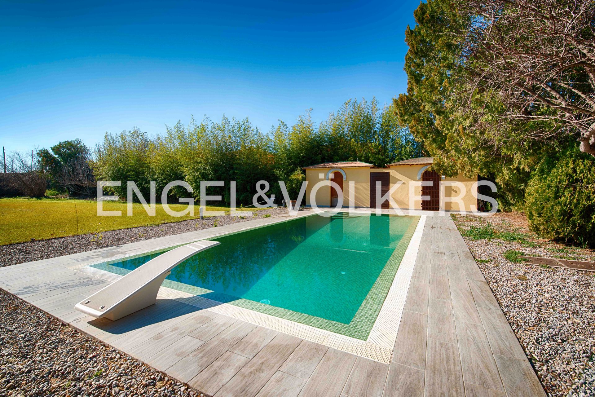 Piscina de Casa o xalet en venda en Borrassà amb Calefacció, Jardí privat i Terrassa
