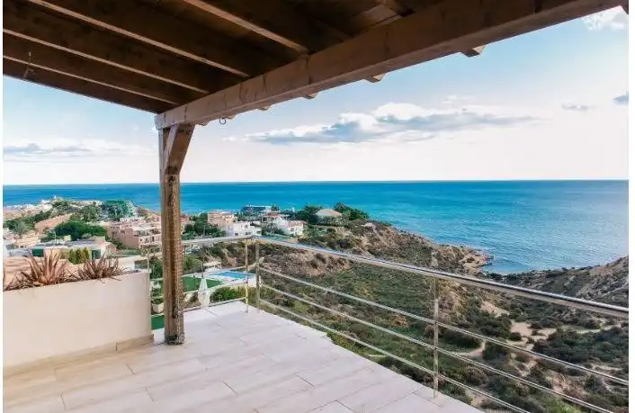 Reihenhaus mit Terrasse zur Miete in Playa de San Juan - El Cabo de las Huertas
