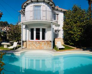 Schwimmbecken von Haus oder Chalet miete in Arbúcies mit Klimaanlage, Terrasse und Schwimmbad