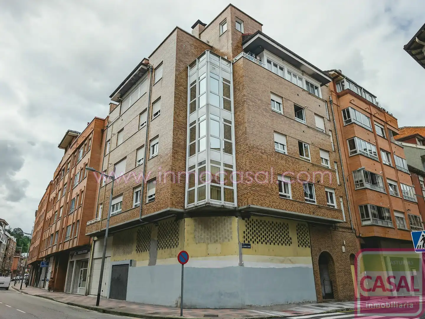 Vista exterior de Piso en venta en Mieres (Asturias) con Calefacción