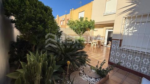 Foto 2 de Casa adosada en venta en Roquetas Pueblo, Roquetas de Mar