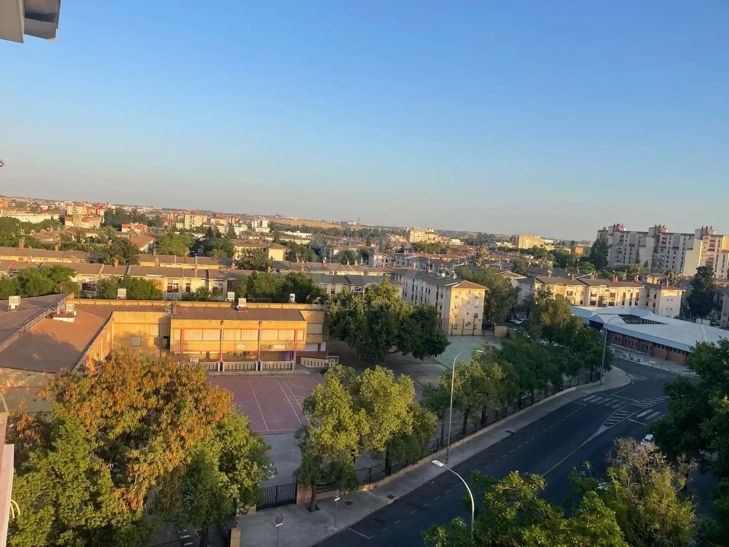 Exterior view of Flat for sale in Sevilla  with Air Conditioner and Terrace