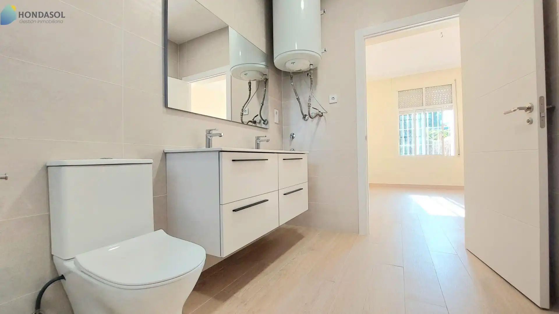 Bathroom of Houses for sale in Cartagena  with Private garden, Terrace and Swimming Pool