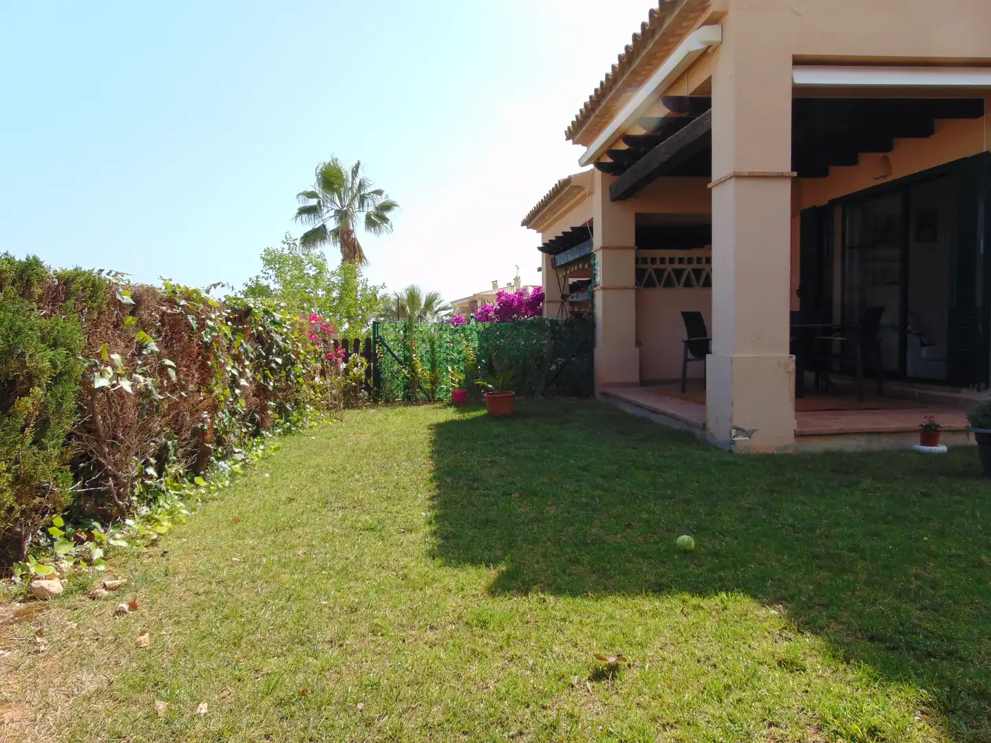 Casa adosada de lloguer a Golf Bahía
