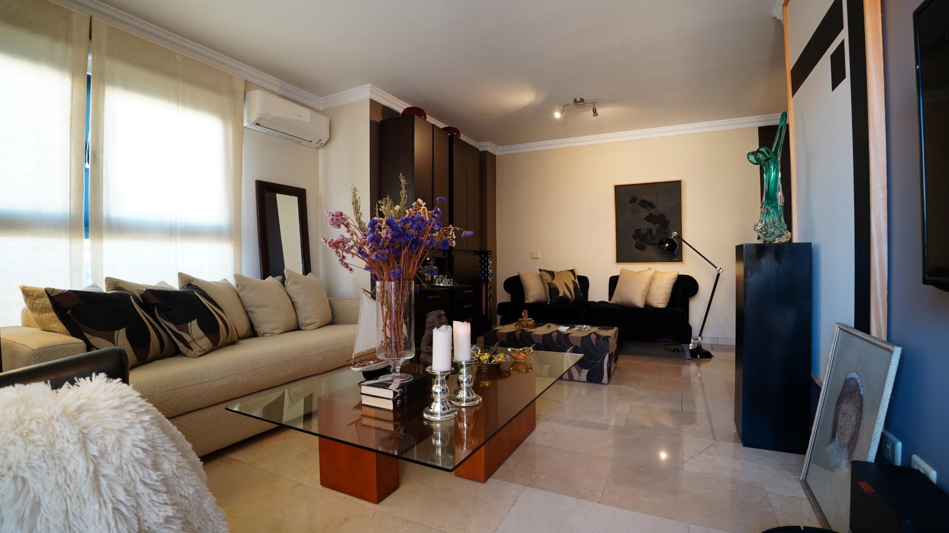 Living room of Duplex for sale in Las Palmas de Gran Canaria  with Parquet flooring, Storage room and Balcony