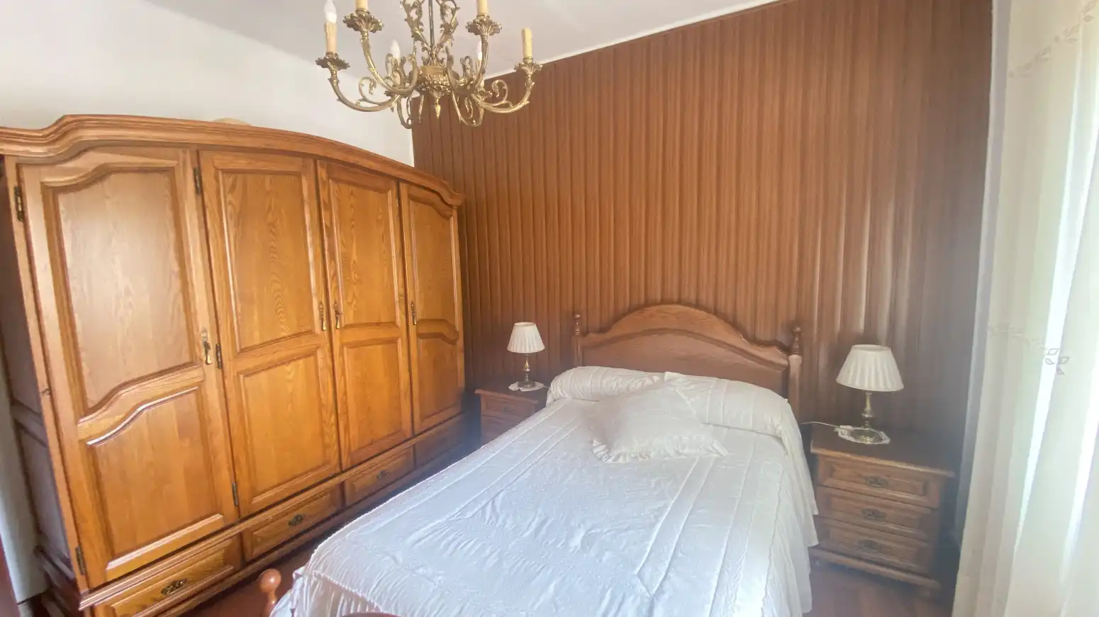Schlafzimmer von Haus oder Chalet zum Verkauf in Polanco mit Heizung, Privatgarten und Parkett