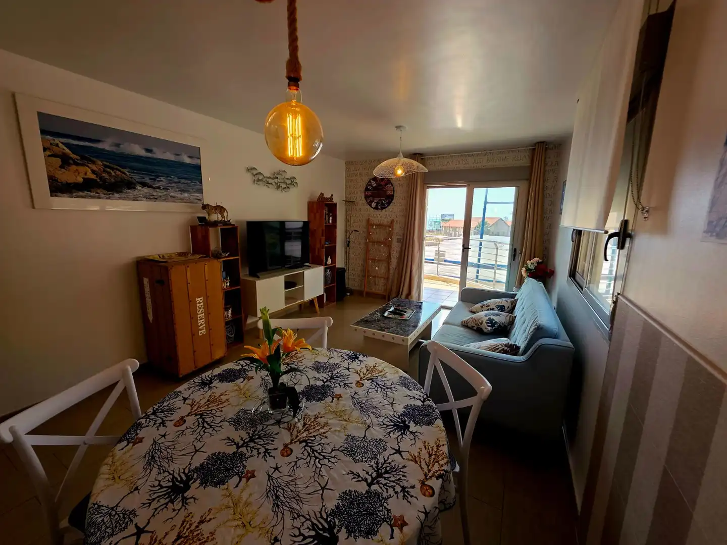 Sala de estar de Piso de alquiler en Torrevieja con Terraza