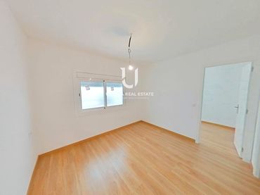 Piso con ascensor en venta en PERE GALVANY