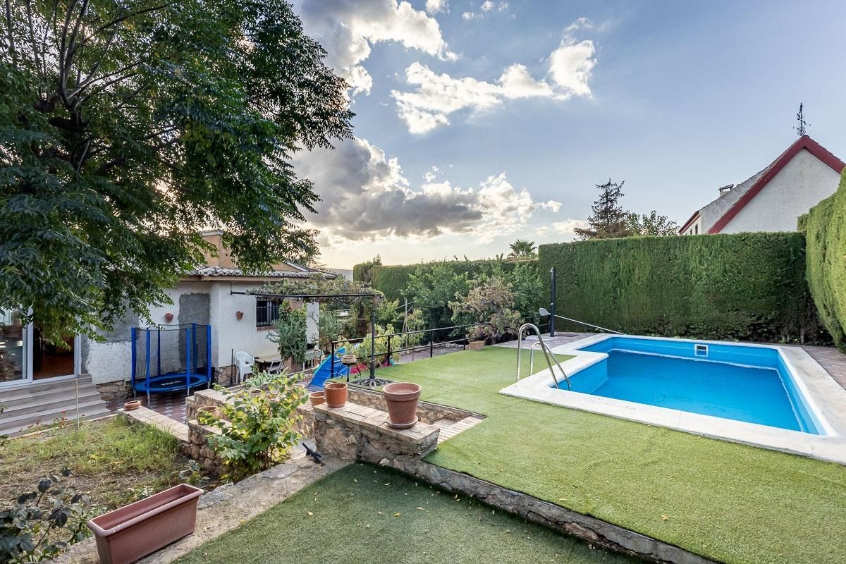 House or chalet for sale in Padul