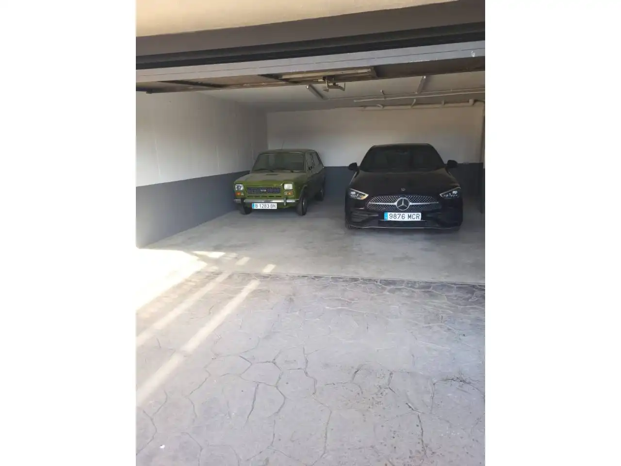 Parking de Casa o chalet en venta en La Roca del Vallès con Aire acondicionado, Calefacción y Jardín privado