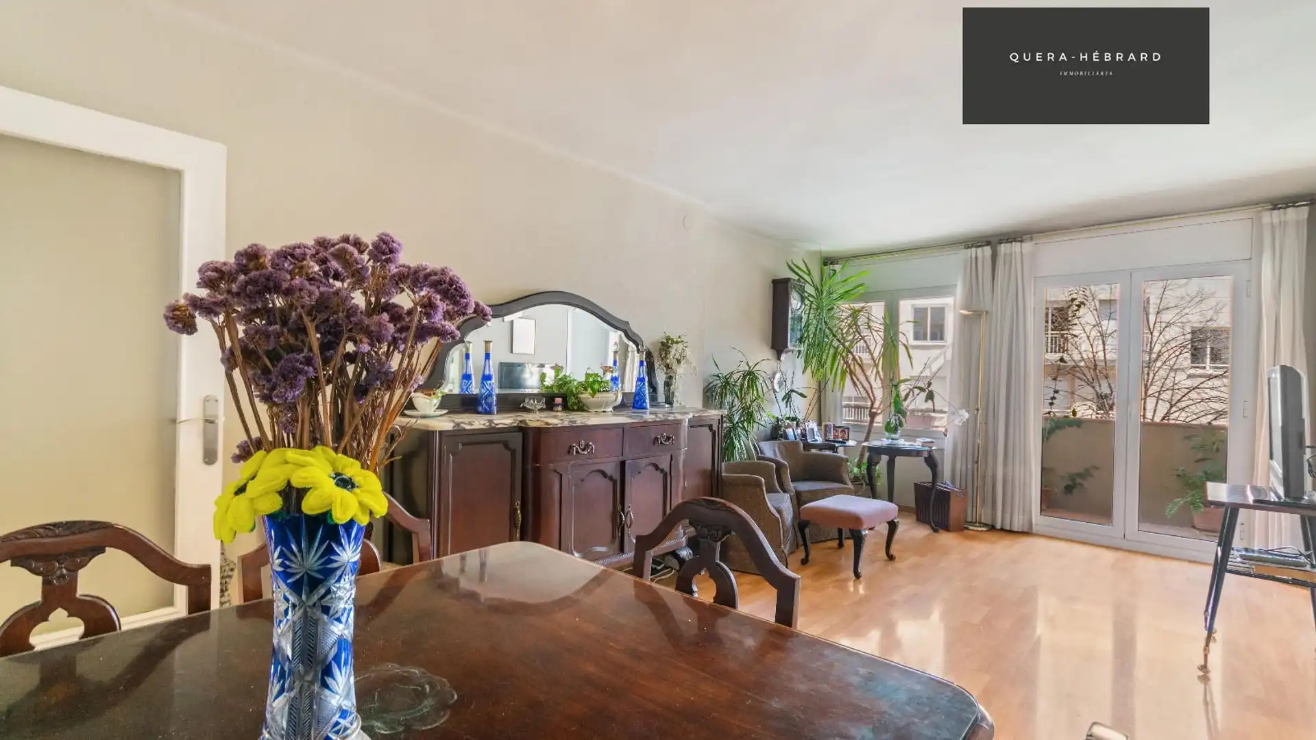 Comedor de Piso en venta en Sant Cugat del Vallès con Calefacción, Terraza y Balcón