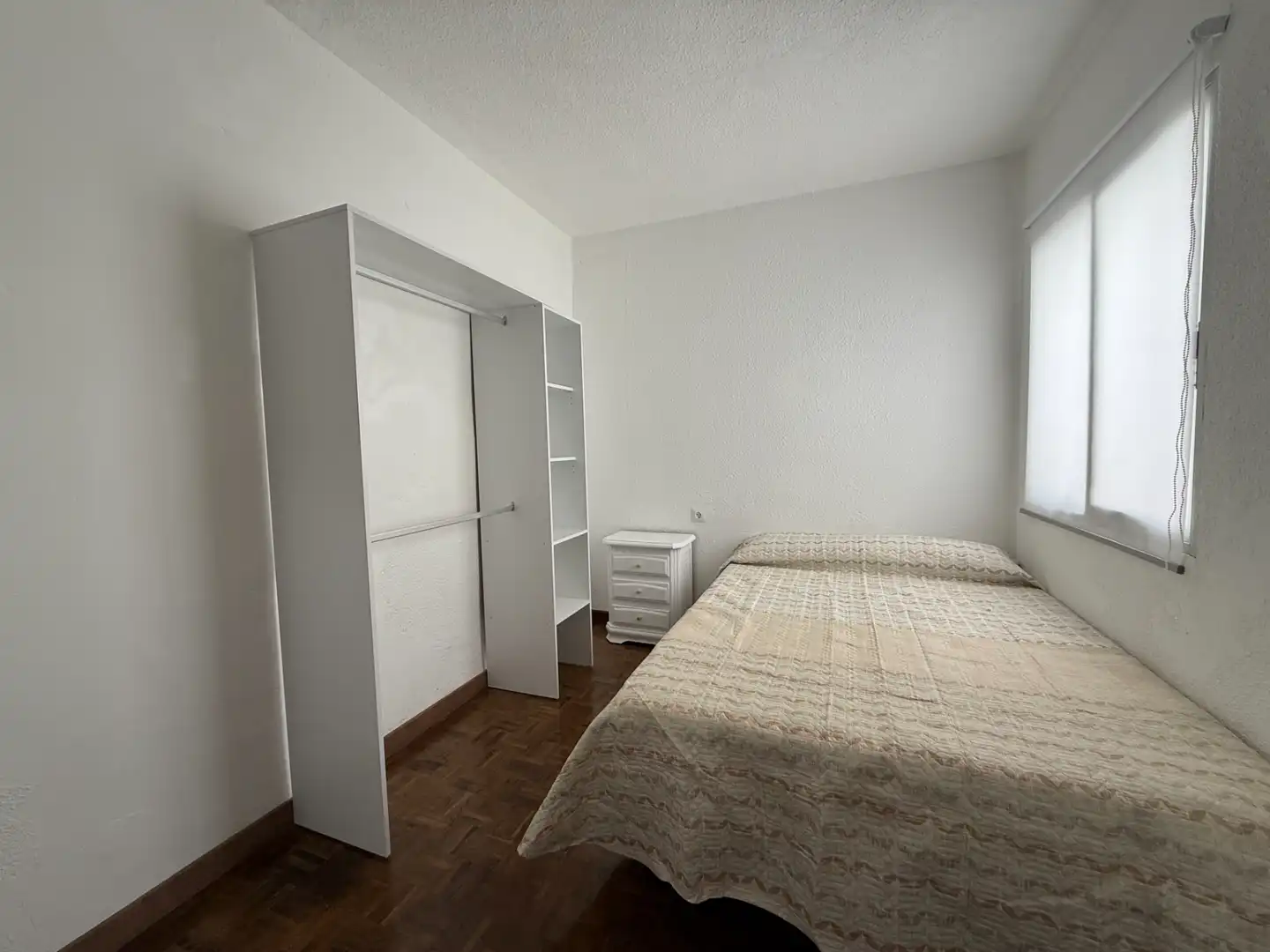 Schlafzimmer von Wohnung zur untervermieten in Córdoba mit Klimaanlage, Heizung und Möbliert