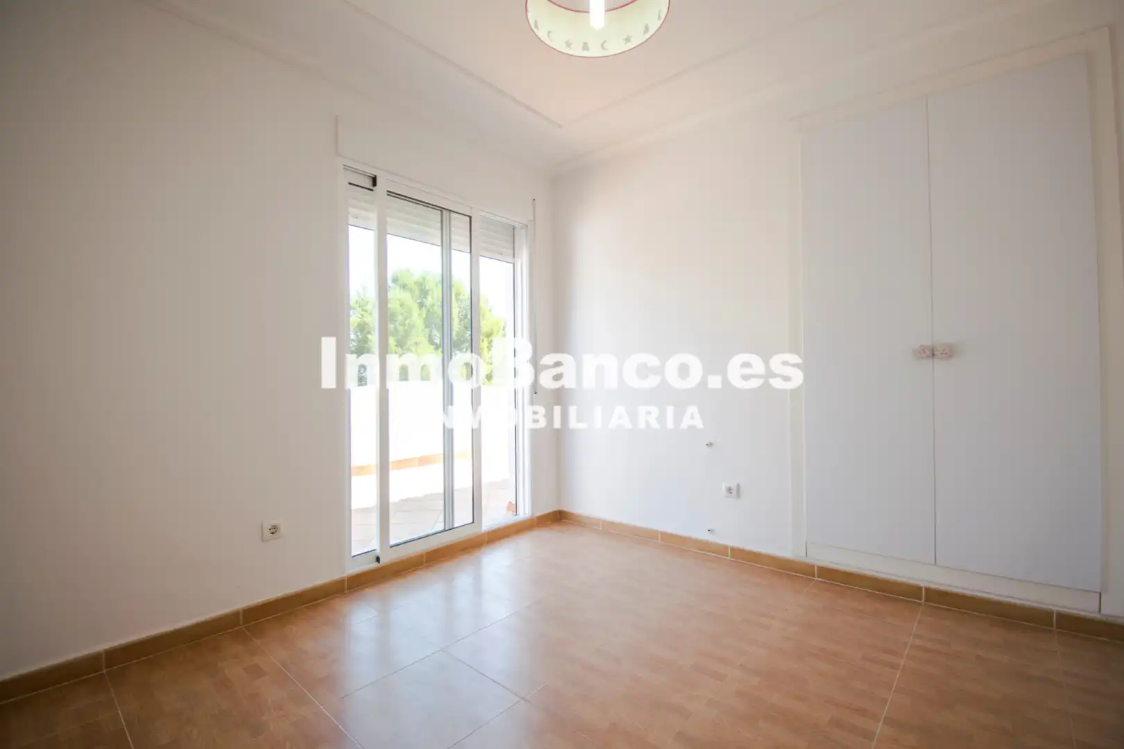 Habitación de Casa o chalet en venta en Chiva con Jardín privado, Terraza y Trastero