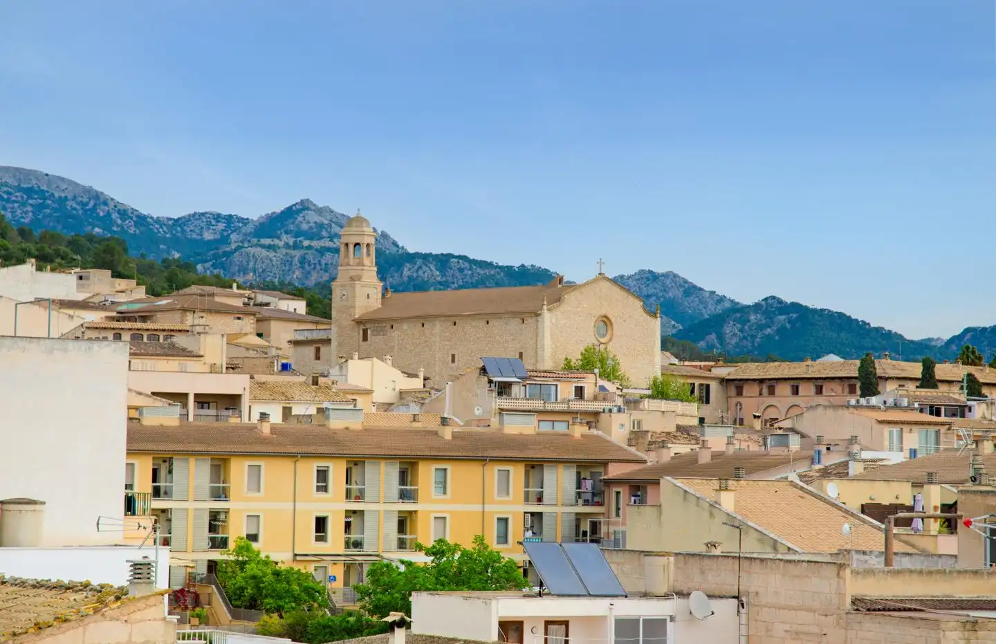 Vista exterior de Piso en venta en Lloseta con Aire acondicionado y Terraza