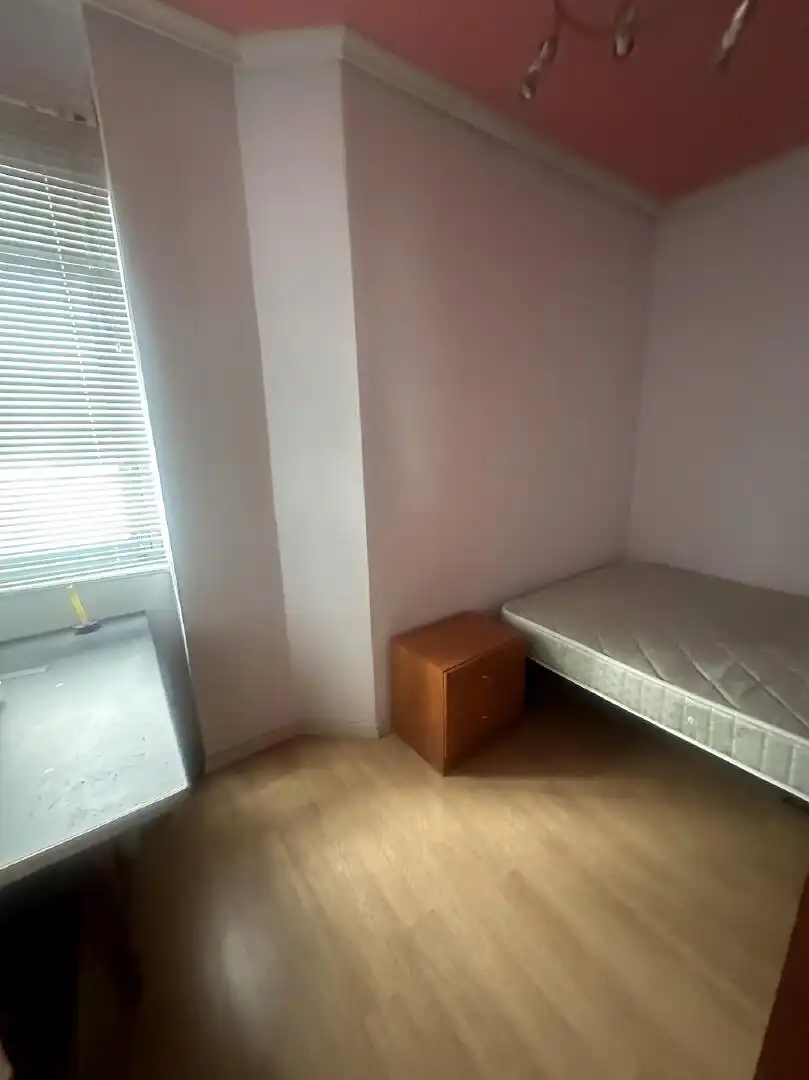 Habitación de Piso en venta en Torrelavega 