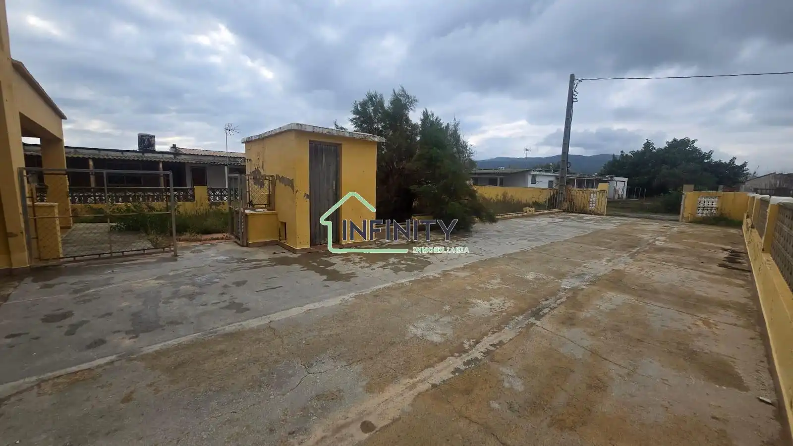 Casa adosada en venda en Tavernes de la Valldigna amb Calefacció i Balcó