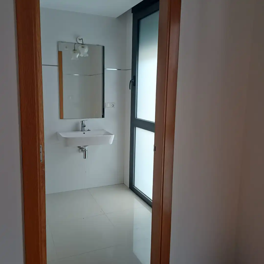 Baño de Piso en venta en Vilagarcía de Arousa con Calefacción, Parquet y Trastero