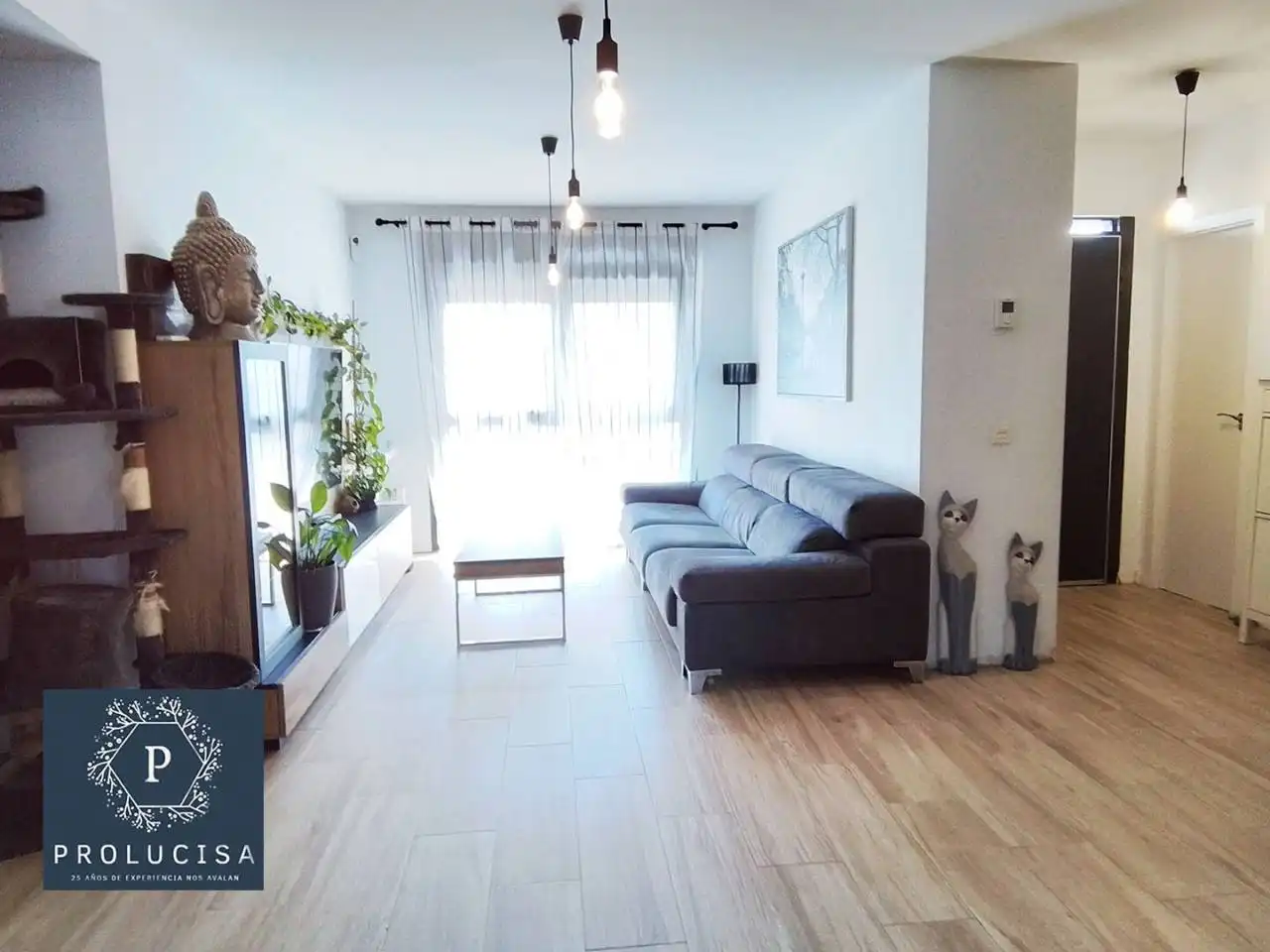 Sala d'estar de Casa adosada en venda en Moraleja de Enmedio amb Aire condicionat, Calefacció i Terrassa