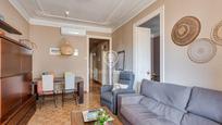 Living room of Flat for sale in  Barcelona Capital  with Air Conditioner, Terrace and Balcony