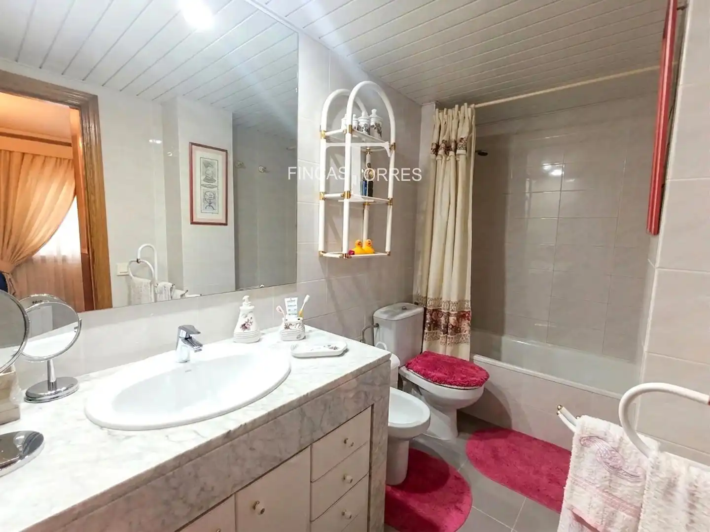 Bathroom of Flat for sale in Viladecans  with Air Conditioner, Heating and Terrace