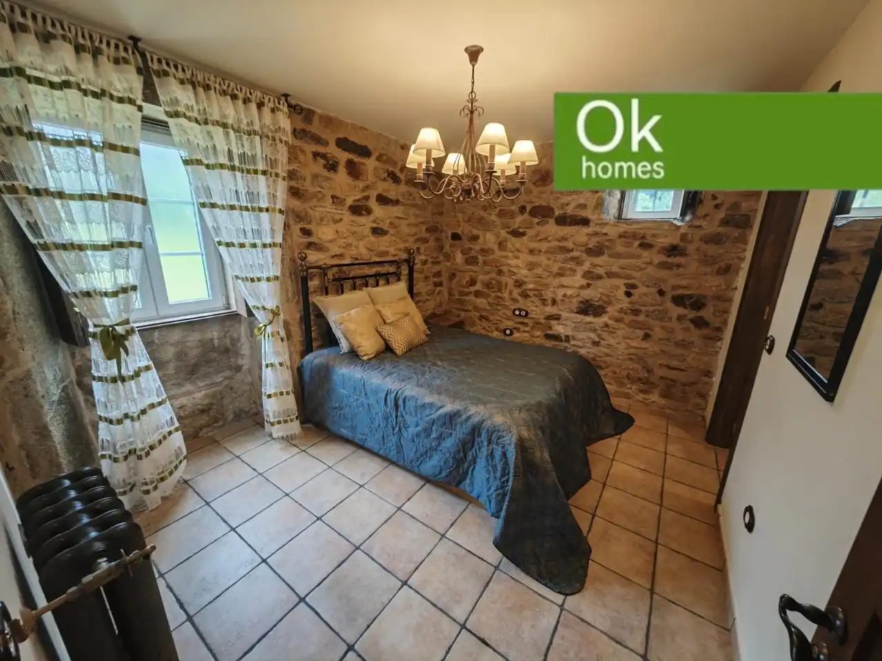 Schlafzimmer von Country house zum Verkauf in Sobrado (A Coruña) mit Heizung, Privatgarten und Parkett