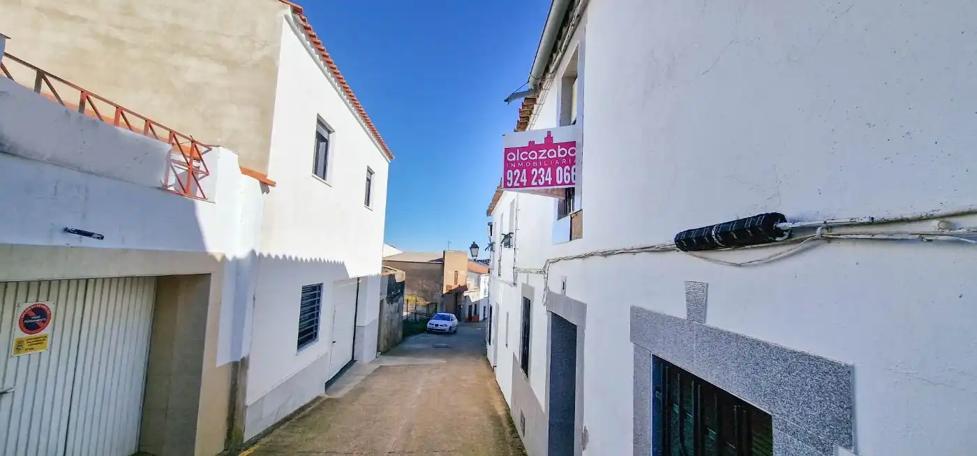 Vista exterior de Finca rústica en venta en Salvatierra de los Barros con Jardín privado, Terraza y Trastero