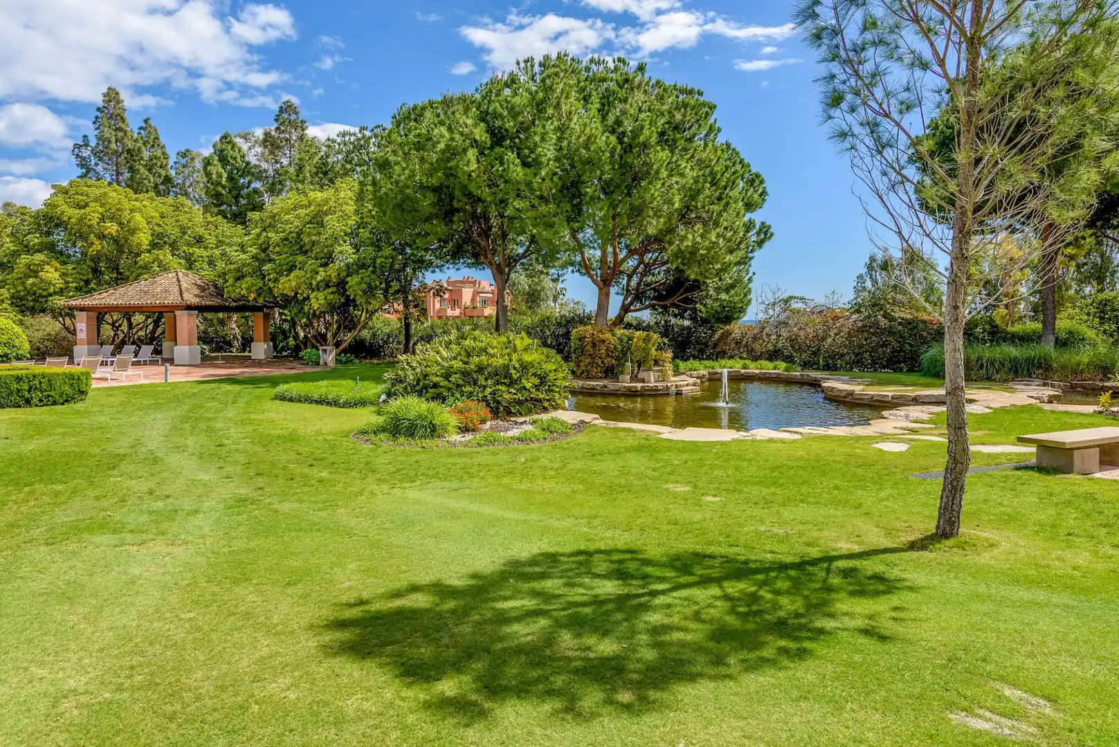 Ático con piscina en venta en Milla de Oro, imagen 15