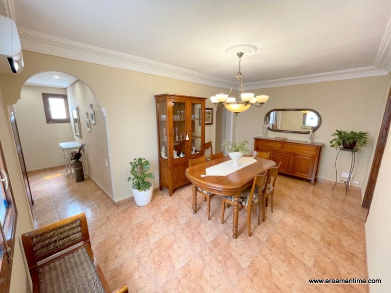 Dining room of Flat to rent in  Valencia Capital  with Air Conditioner, Parquet flooring and Furnished