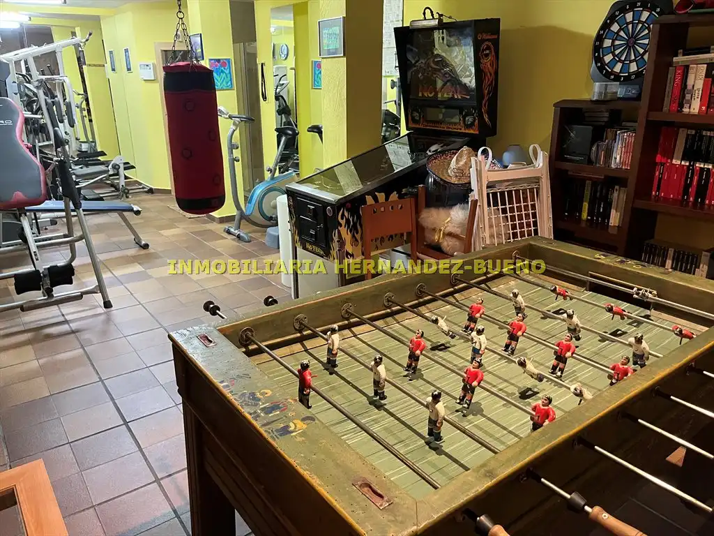 Casa o chalet en venta en Carbajosa de la Sagrada con Aire acondicionado, Calefacción y Jardín privado