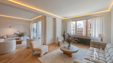 Foto 3 de Piso en venta en Calle de Antonio Maura, Jerónimos, Madrid