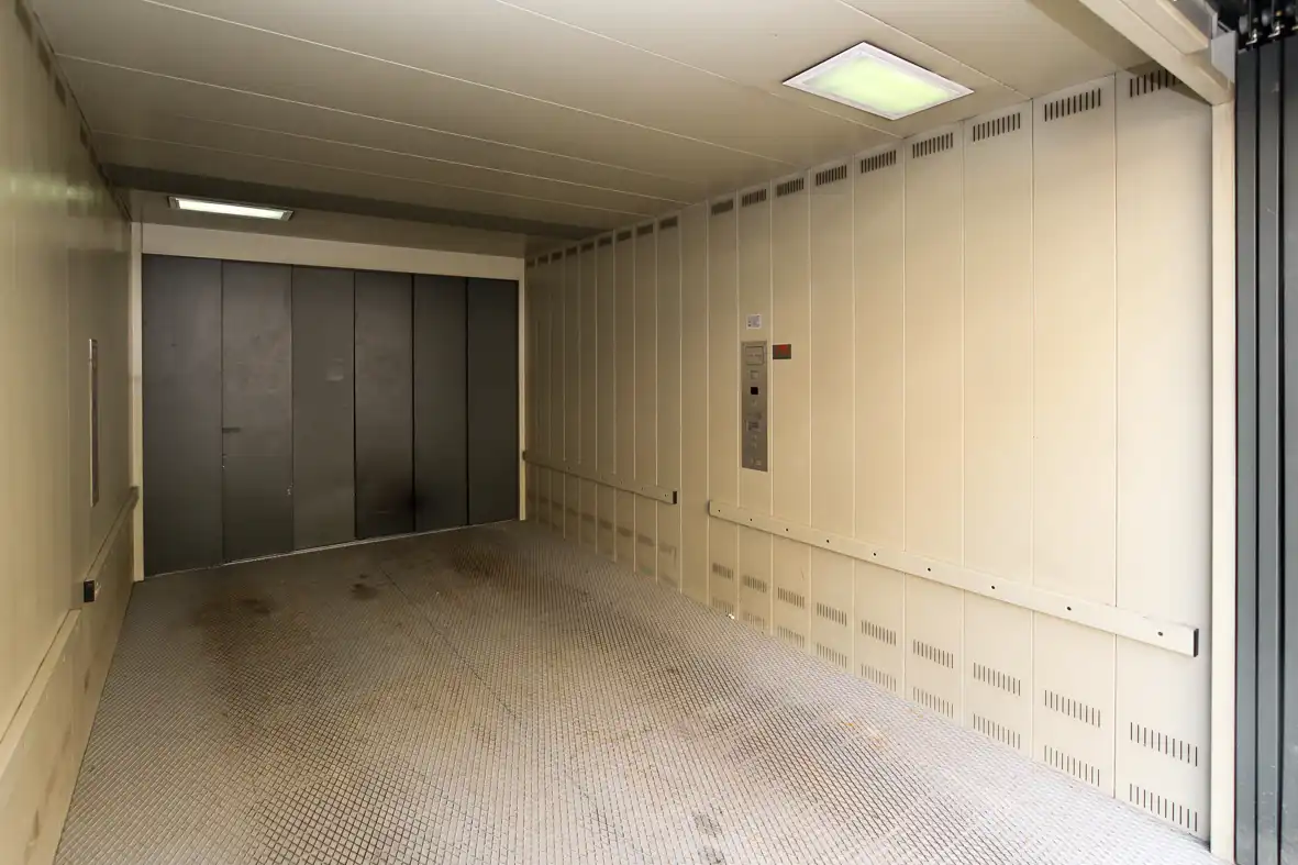 Aparcament amb ascensor en venda a Musico Leopolda Orti, imagen 12
