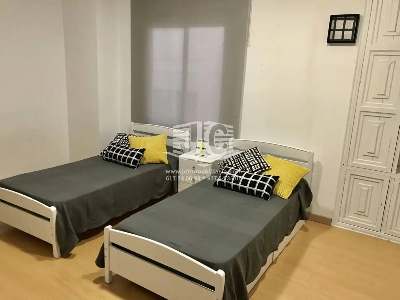 Flat for rent in Calle CARBÓ, Centre