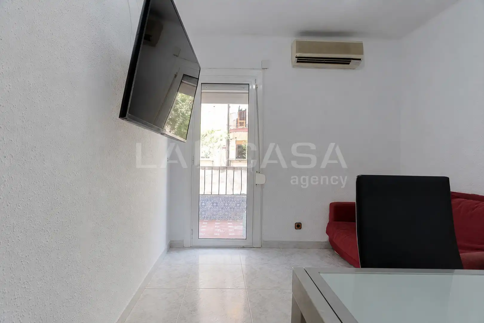 Living room of Flat for sale in L'Hospitalet de Llobregat  with Balcony