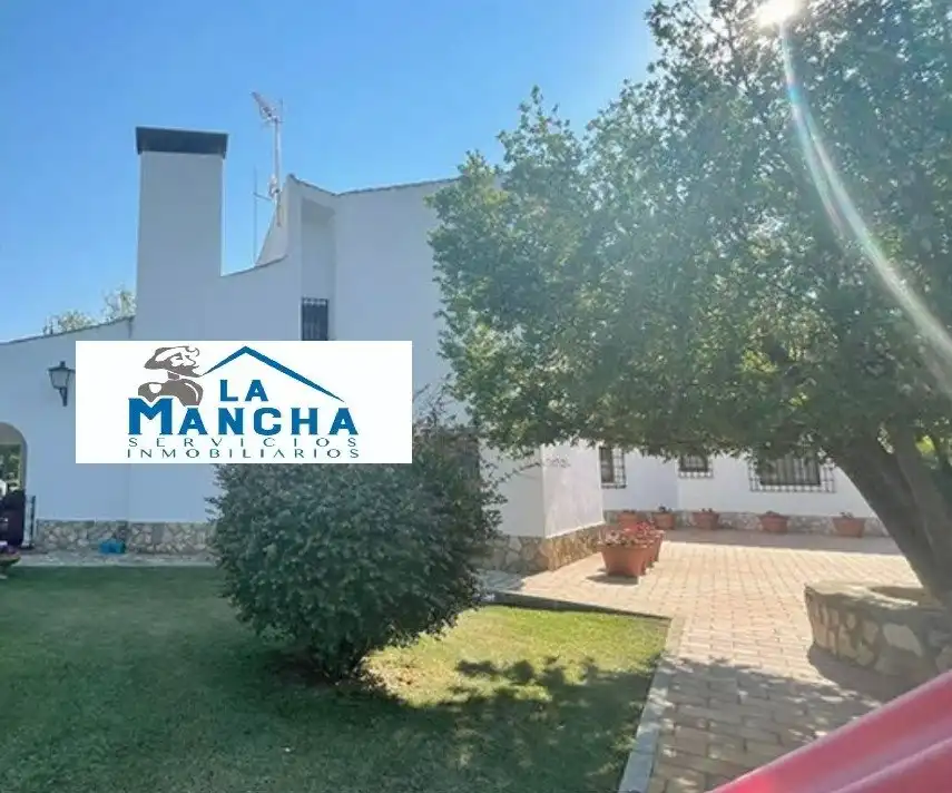Casa rústica amb piscina en venda a Calle GARDENIA, imagen 16