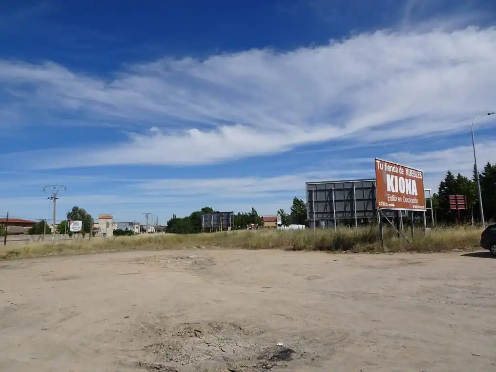 Vista exterior de Terreny industrial en venda en Medina del Campo