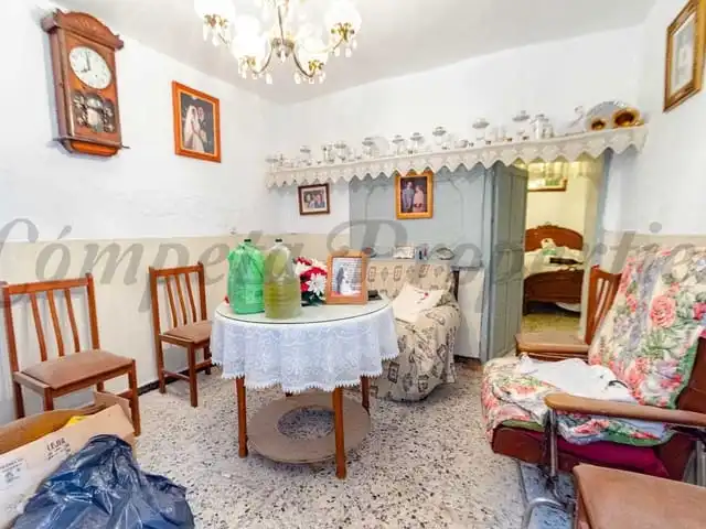 Casa adosada en venta en Canillas de Aceituno