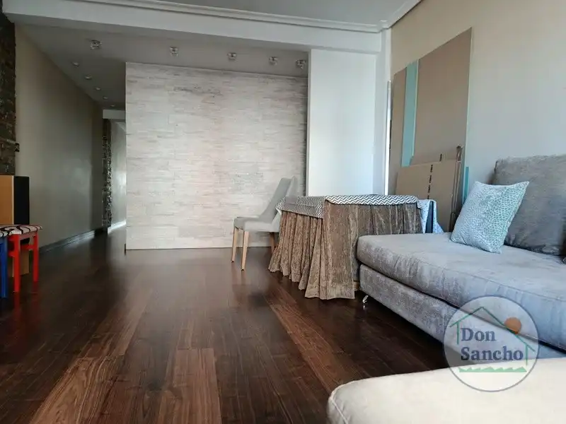 Sala d'estar de Pis en venda en Valladolid Capital amb Terrassa